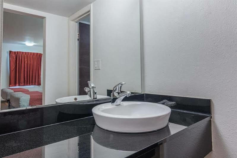 Oyo Hotel Texarkana North Heights Ar Hwy I-30 Buitenkant foto